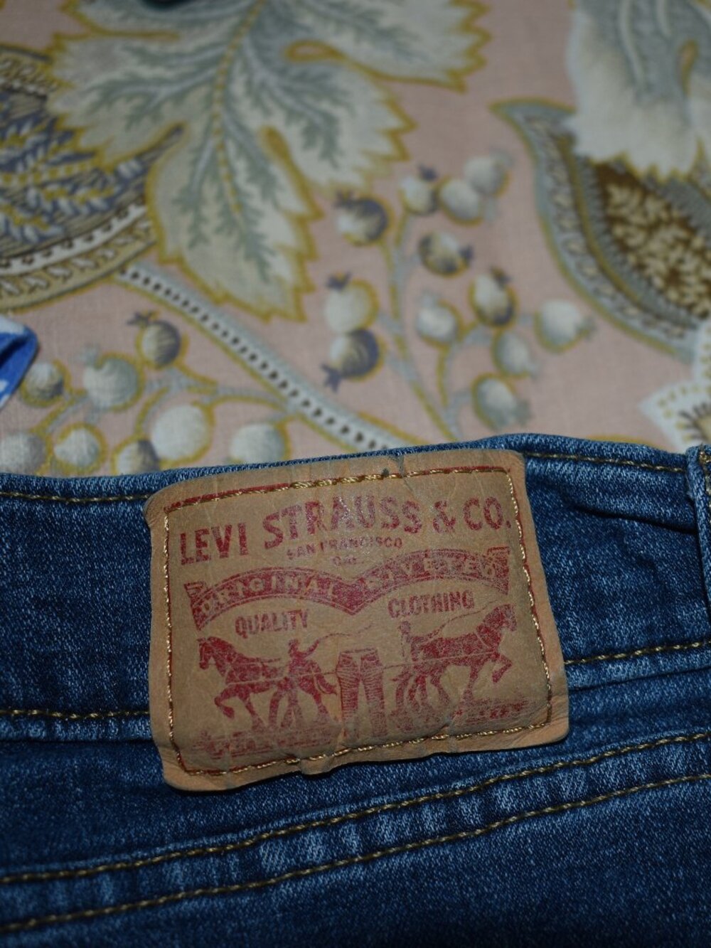 jeans - Picture 5 of 5